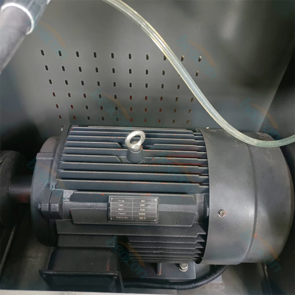 SPF-A Reisetisch mit einer Pumpe