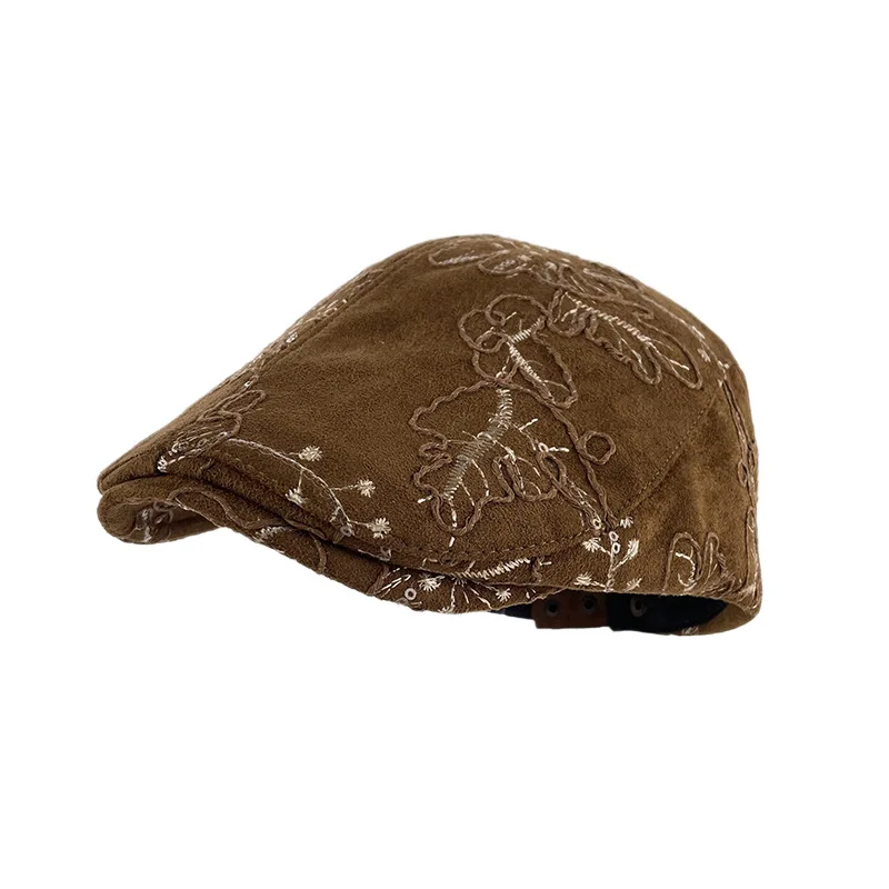 Artistic retro jacquard stitching traditional Chinese style forward hat sequin fashionable and versatile pork chop hat