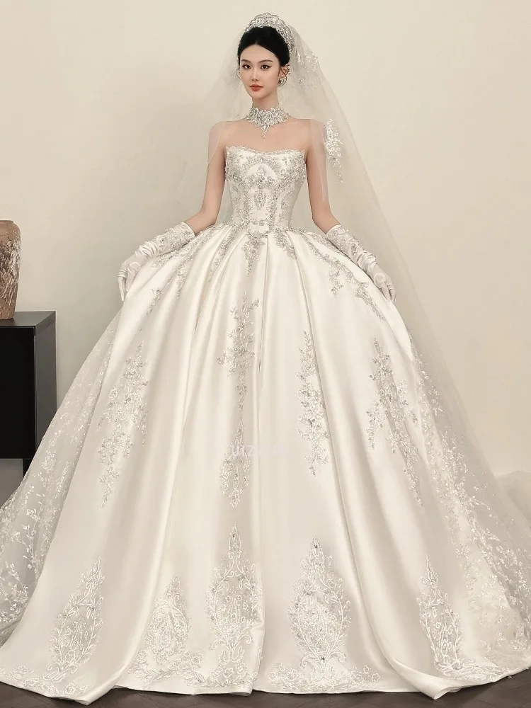 Satin Strapless Wedding Dress Sleeveless Luxury Embroidery Princess Sparkling Beaded Bridal Dress Vestidos De Novia Customized