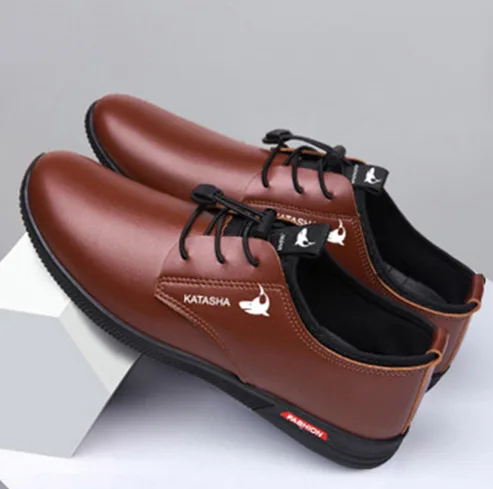 2023 New Men's Casual Leather Shoes Versatile Soft Bottom Breathable and Comfortable Business Shoes