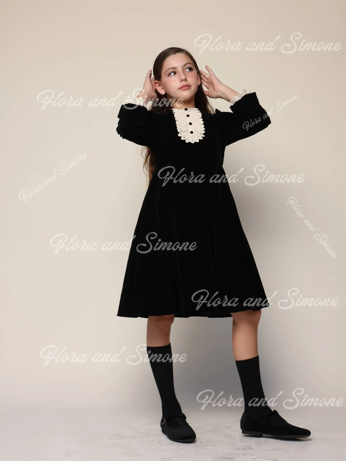 Knielanger Rock aus Samt mit langen Ärmeln und Spitzenbesatz, Blumenmädchenkleid für Hochzeitszeremonien, formelle Empfänge, Feiertage, individuell