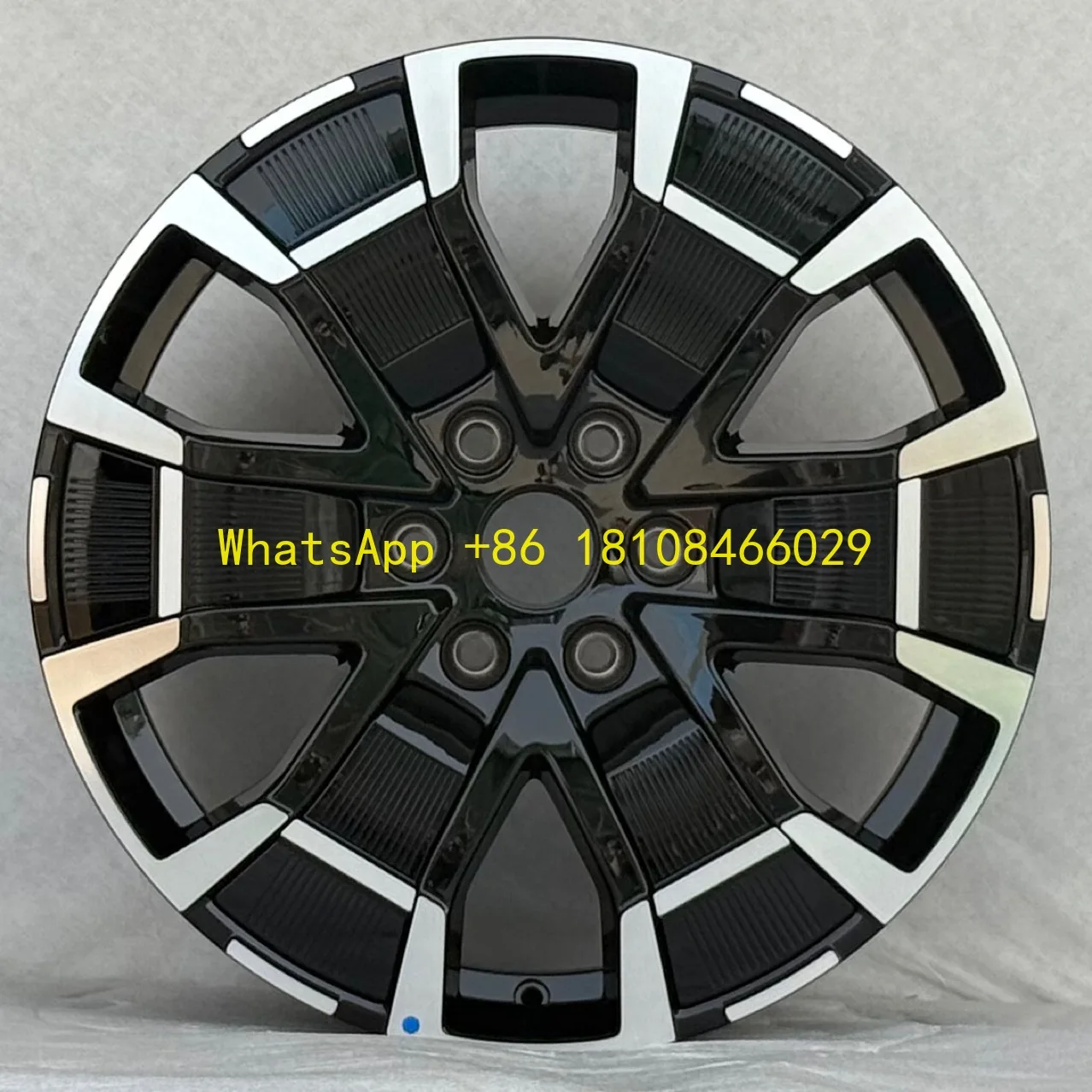 

Колеса Equation Leopard из алюминиевого сплава 8,5 Дж, заводские оригинальные колеса, черная глянцевая отделка, прецизионное изготовление для оптимальной производительности