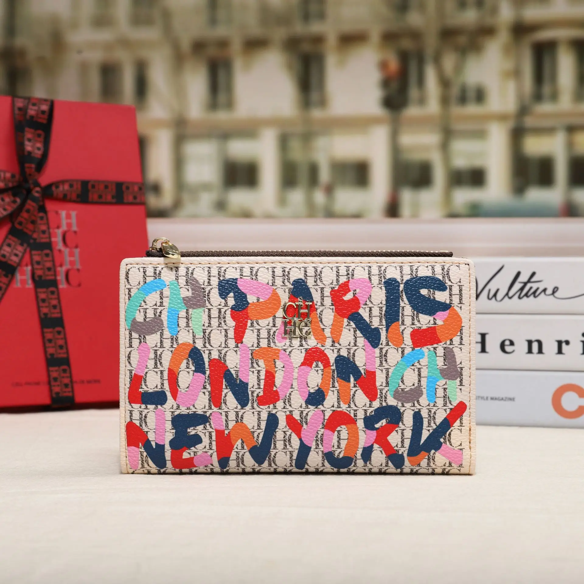 

2025 Fashion Women's Slim Wallet Luxury Small Purse Designer Pattern Multi-Card Holder with Zipper Pocket