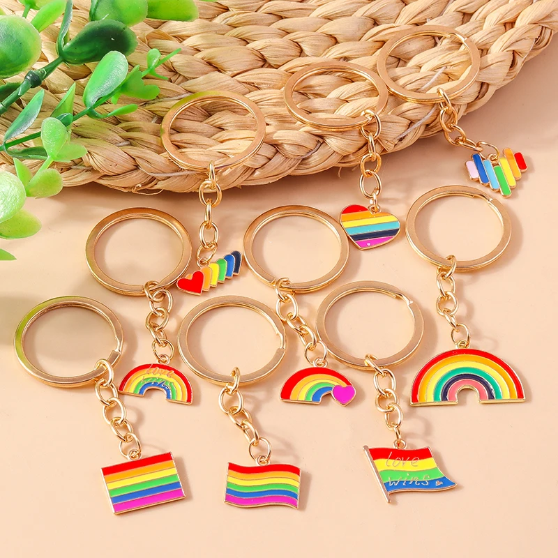 جديد في الملونة قوس قزح المفاتيح للنساء الرجال LGBT دعم قوس قزح القلب العلم حلقة رئيسية حقيبة قلادة العصرية مجوهرات الحفلات هدايا
