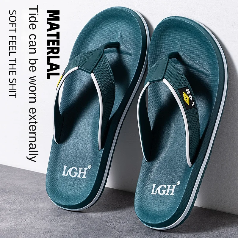 Men's Summer Anti-odor and Anti-slip Outerwear, Fashionable and Memorable Soles, Trendy Flip-toe Beach Sandals