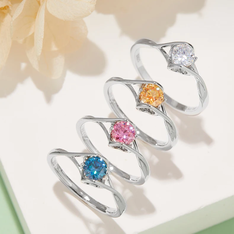 

S925 silver plated platinum Four color moissanite diamond women's ring 50 points D-grade