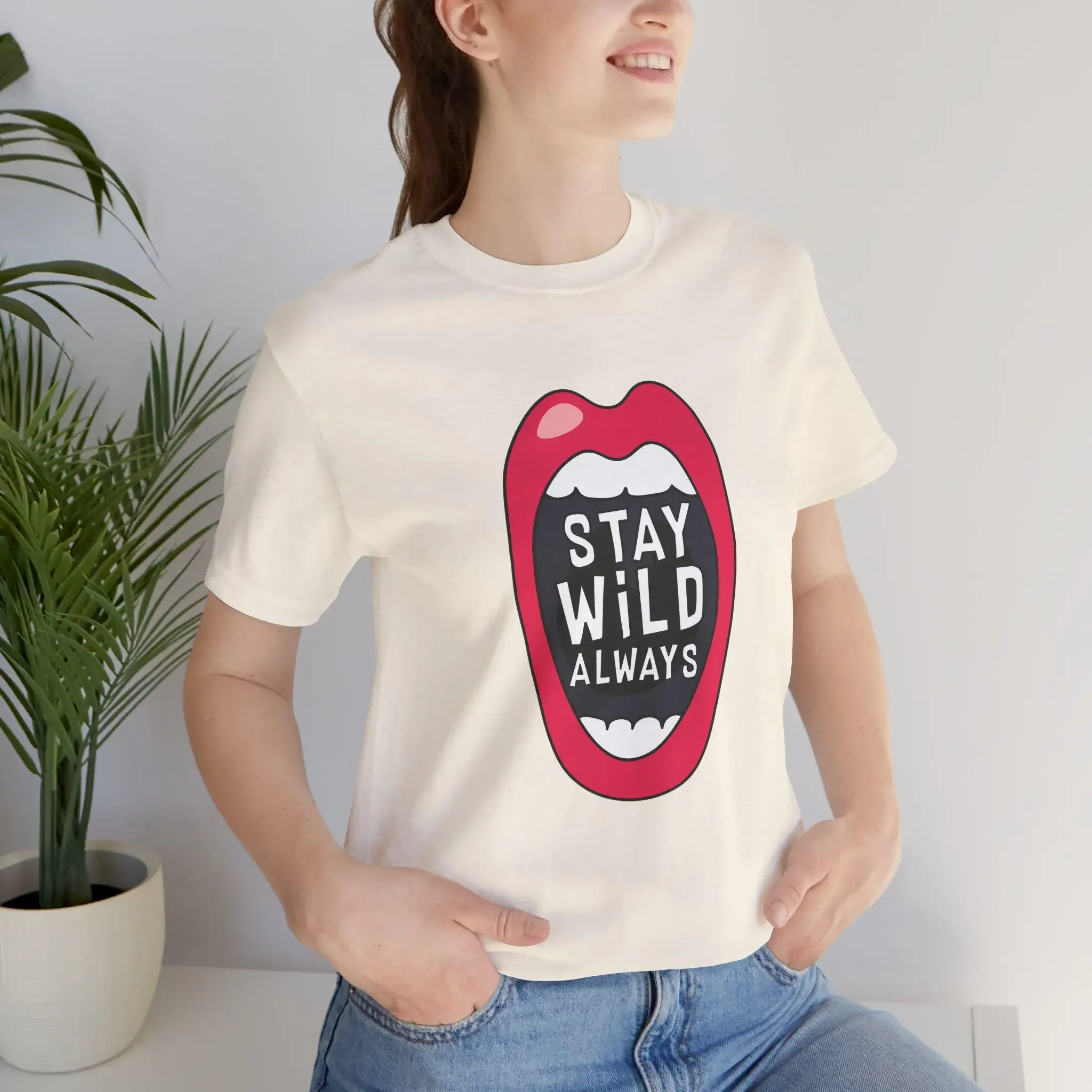 T-shirt Stay Wild Always pour optimistes, couleurs tendance, jersey confortable pour toutes les saisons