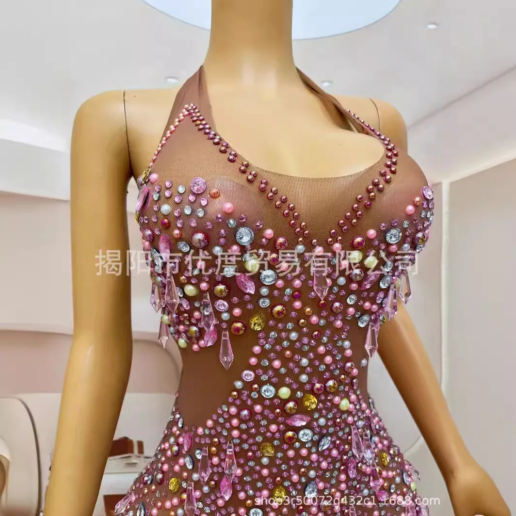 الحلو والتوابل نمط Halterneck عارية الذراعين اللؤلؤ قلادة حجر الراين بار مساء الأداء غاسل تنورة فستان حفلة التخرج