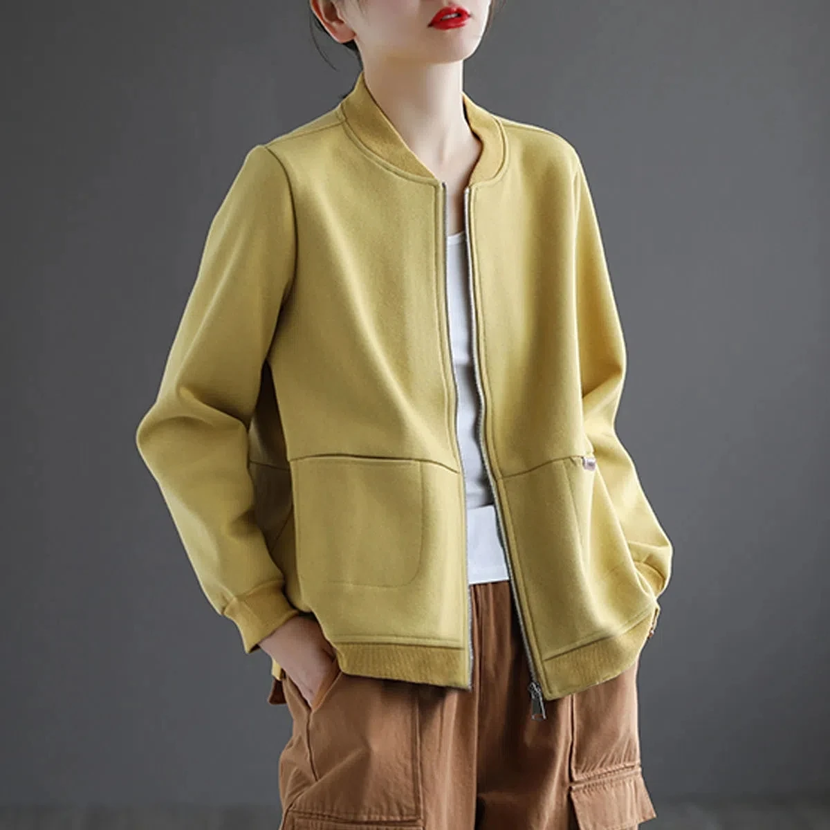 Casual Women's Zipper Open Cardigan Sweatshirt Short Outerwear Loose Fitting Baseball Uniform Brand Tag Removed Autumn Piece