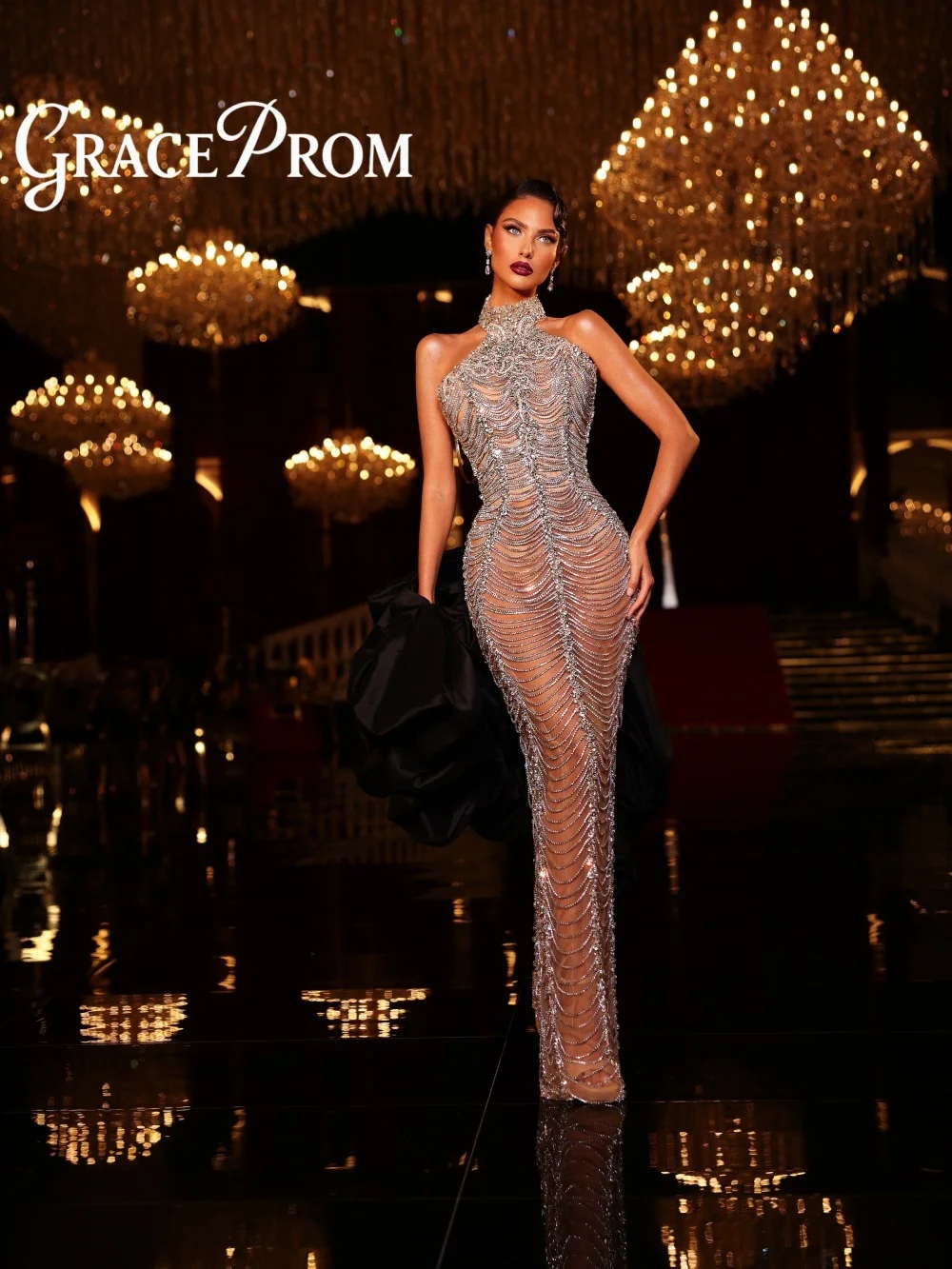 

GraceProm Luxe Silver-Hued Evening Dress 2026 Halter-Neck Carpet Gown Vintage A-Line Floor-Length Party Gown فساتين سهر