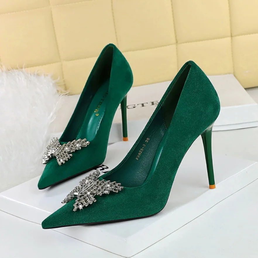 

Women's Pumps Shoes Style Banquet High Slim Heels Ladies Wedding Shoes Shallow Mouth Pointed Metal Butterfly Single женская обу