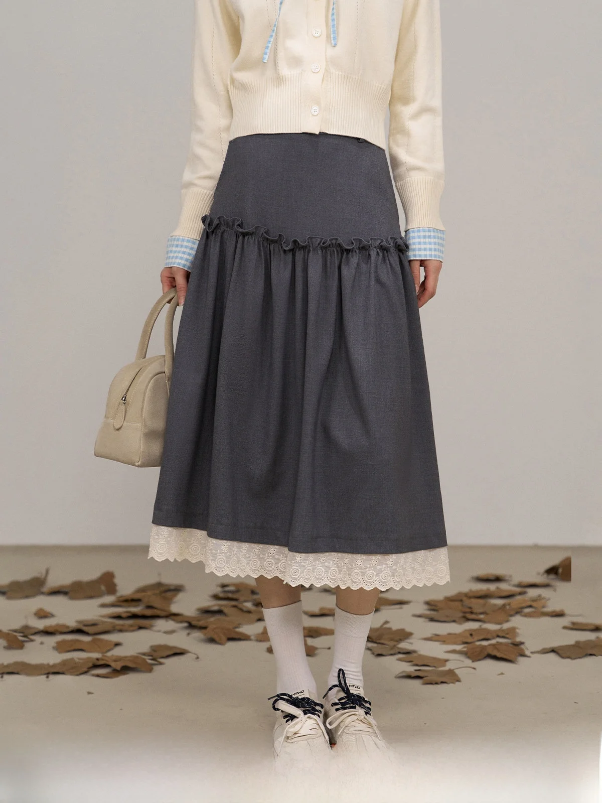 

Новая женская повседневная юбка миди А-силуэта с высокой талией, кружевной отделкой и деревянной застежкой, из смесового полиэстера, весна