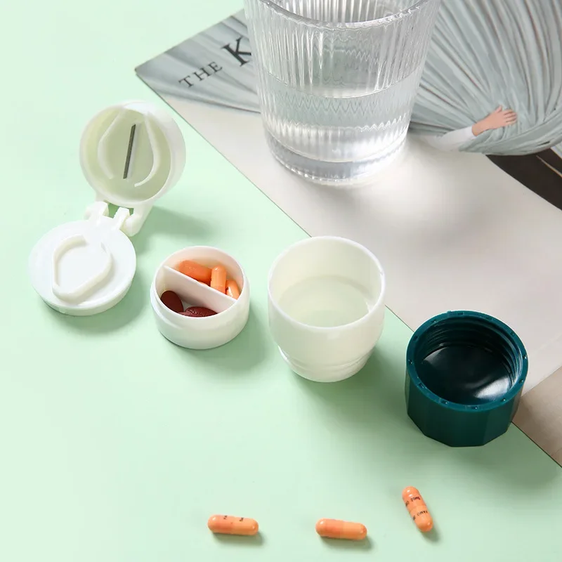 Portable 4 Layer Tablet Grinder and Pill Splitter Multi Purpose Medicine Crusher Storage Case for Human & Pet Medication