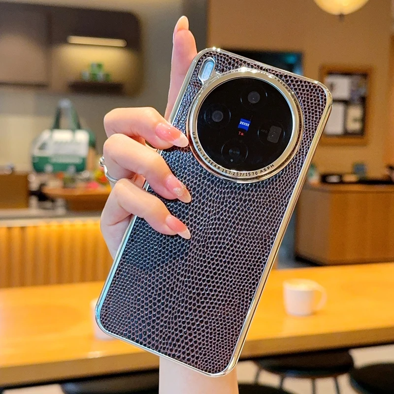 حافظة لهاتف VIVO X300 Pro جديدة مطلية بالكهرباء من الجلد النباتي الفاخر الملمس السحلية غطاء مضاد للسقوط لهاتف Vivo X300 مقاوم للصدمات Funda