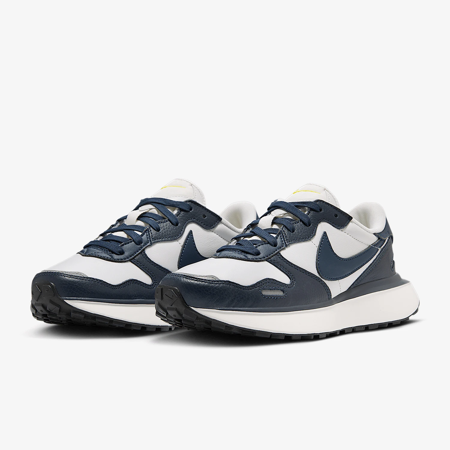 

Официальные женские тренировочные кроссовки Nike Waffle LTH на толстой подошве FQ8721-101