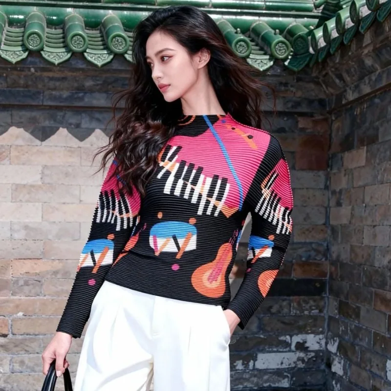 

Miyake Pleated T-shirt 2026 New Printed Half-high Neck Bottoming Shirt Temperament Commuting Leisure Lightweight Stretch Tops