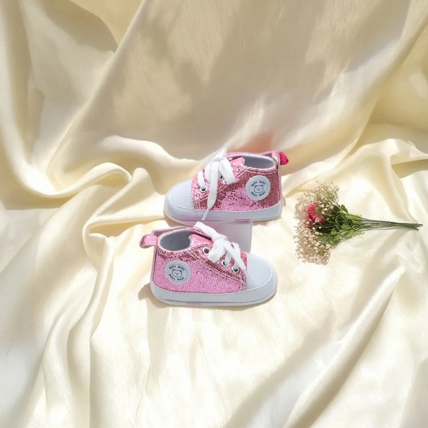 أحذية قماشية للأولاد والبنات أحذية مشي للأطفال من عمر 0 إلى 18 شهرًا بحزام لامع قابلة للتنفس وغير قابلة للانزلاق
