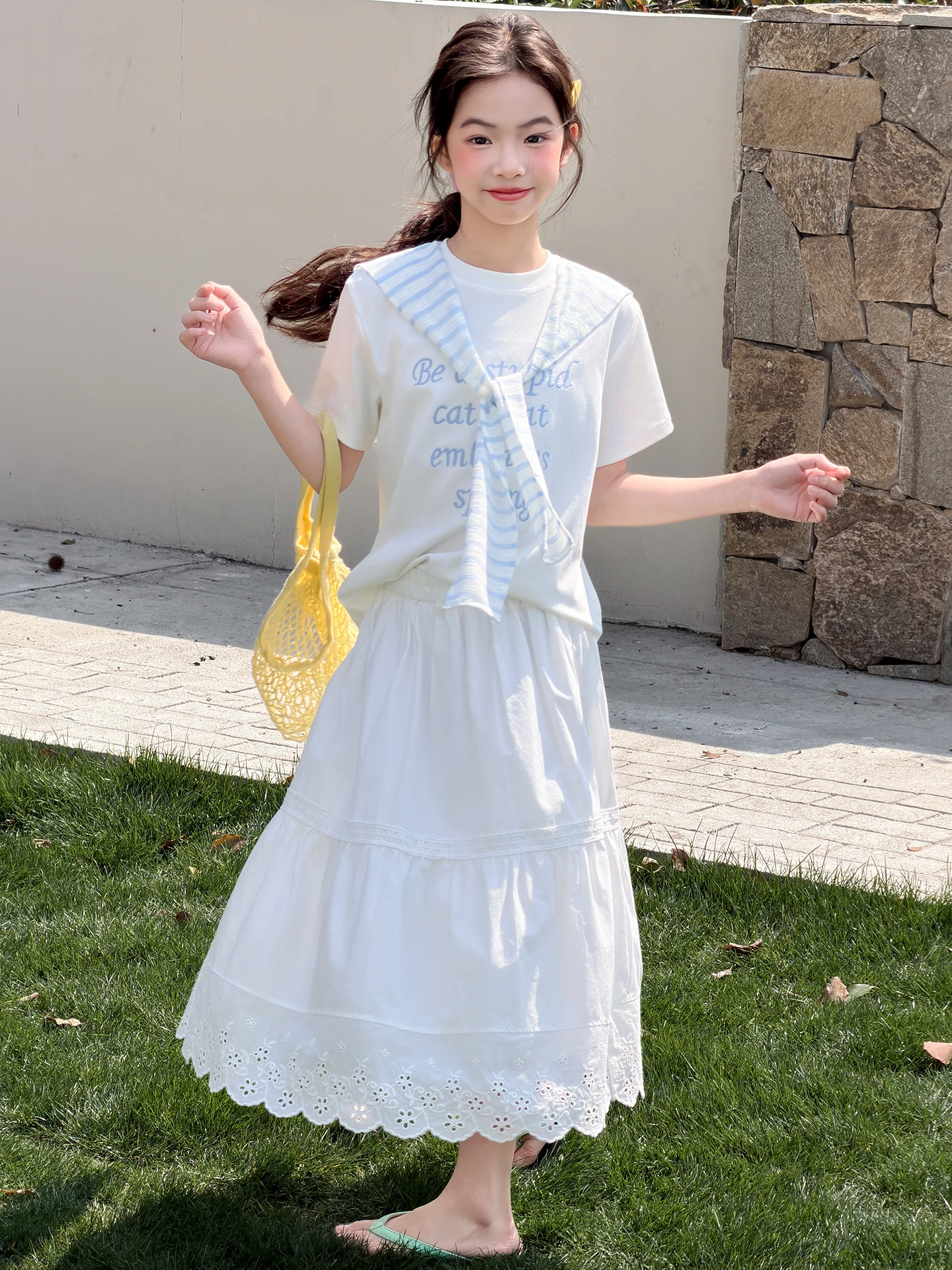 Conjunto de Verão para Meninas 2026: Novo Estilo, Roupa Infantil de Verão, Vestido de Manga Curta, Vestido Branco Fino, Conju...
