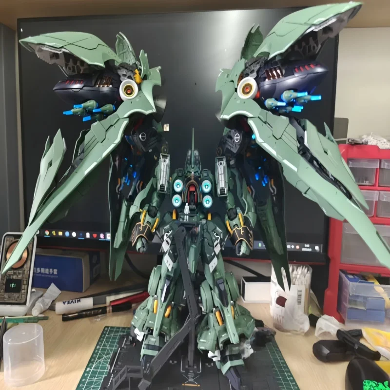 

В наличии модель оси 1/100 работает Kshatriya Osirisaerial Dominator, экшн-фигурка, светящаяся лампа в сборе, модель, комплект, коллекционные игрушки