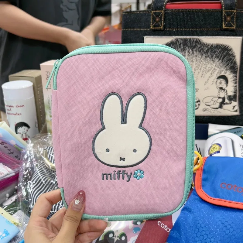 Kawaii miffy saco de armazenamento saco de maquiagem bonito dos desenhos animados portátil multifuncional saco bolsa presente de natal brinquedo