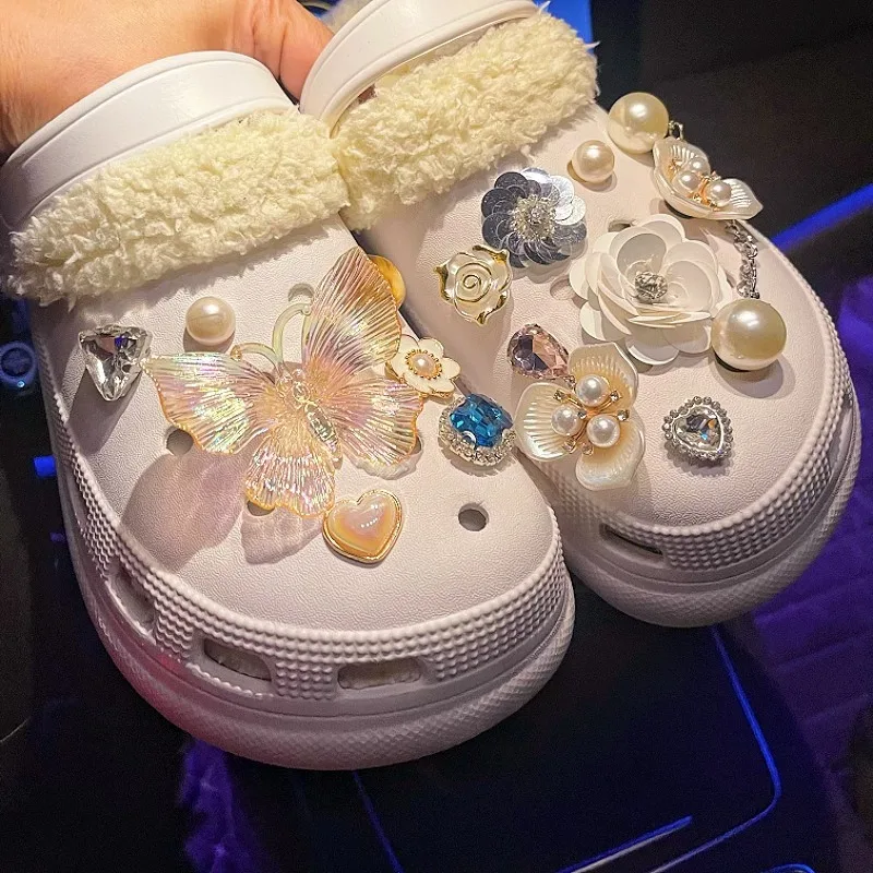 

16PCS Luxury Designer Shoe Charms Set Accessories Hole Shoe Buckle Butterfly Flower Pearl Diamond DIY 3D Shoes Decorations