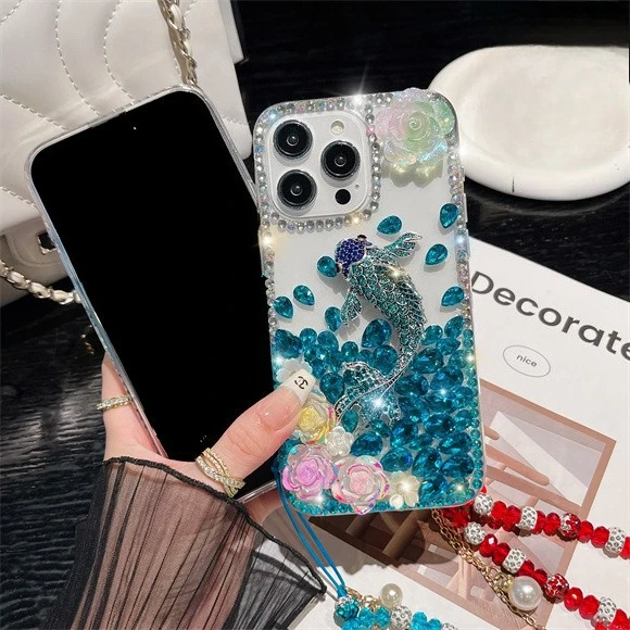 

Для iPhone 15 14 13 12 11 Pro Max X XS XR 7 8 Plus Чехол для телефона с цепочкой и кристаллами и стразами Koi Carp Rose Clear Diamond Cover