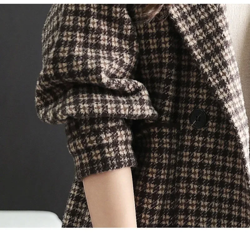 Pop Pop Woolen Coat Women's Autumn/Winter 2025 New Mid To Long Popular Suit Loose Wool Coat Plaid Outcoat Brown Quilted Lining J