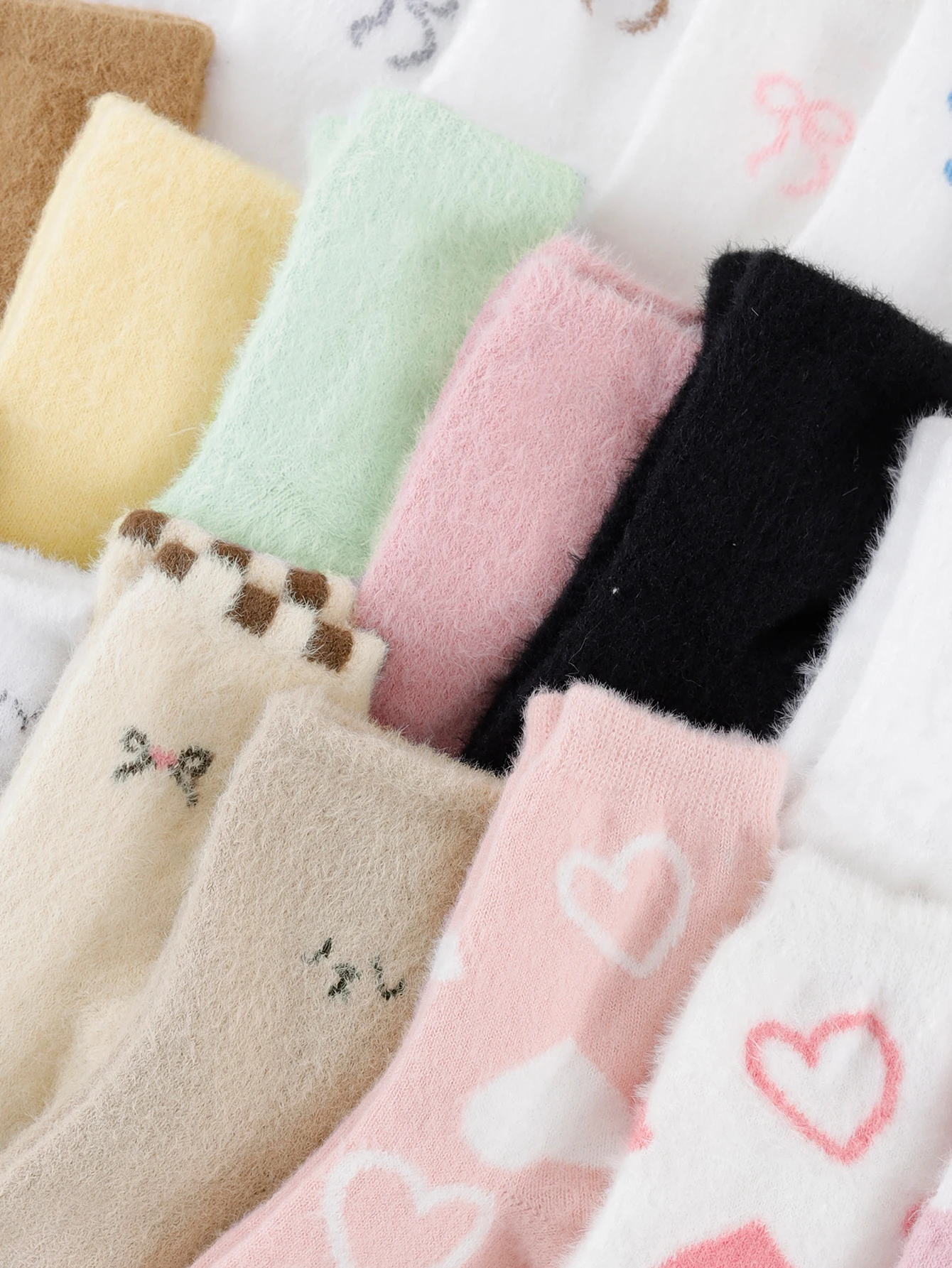 1/3/5/10 Pairs Random Women's Winter Thick Fleece Lined Mid‑Calf Socks, Bow Heart Cartoon Pattern Warm Thermal Socks
