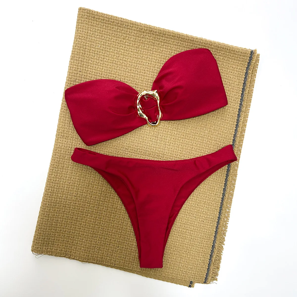 Conjunto sexy de biquíni vermelho bandeau para mulheres, maiô extremo de ombro, mini macacões micro tanga, maiô com cordões, joias