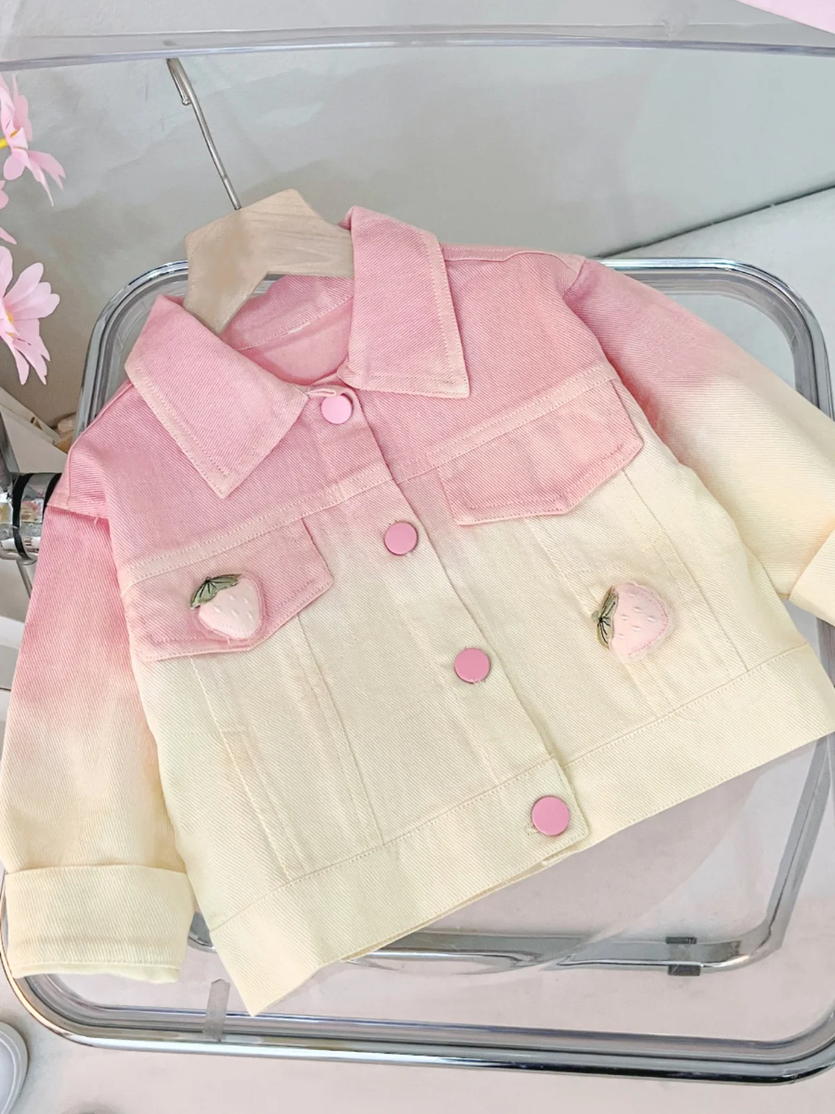 Baby Girls Denim Jackets Diamond Pearl Laple Tops Spring Autumn 2024 New Fashion Sweet Cute Strawberry Gradient Coat