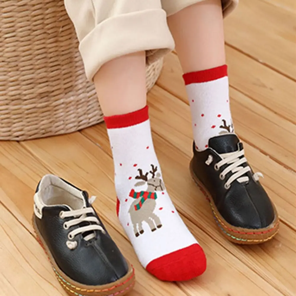 مريحة القطن الأطفال عيد الميلاد الجوارب الأيائل سانتا كلوز الكرتون الجوارب ثلج الكورية نمط منتصف أنبوب الجوارب الفتيات #4
