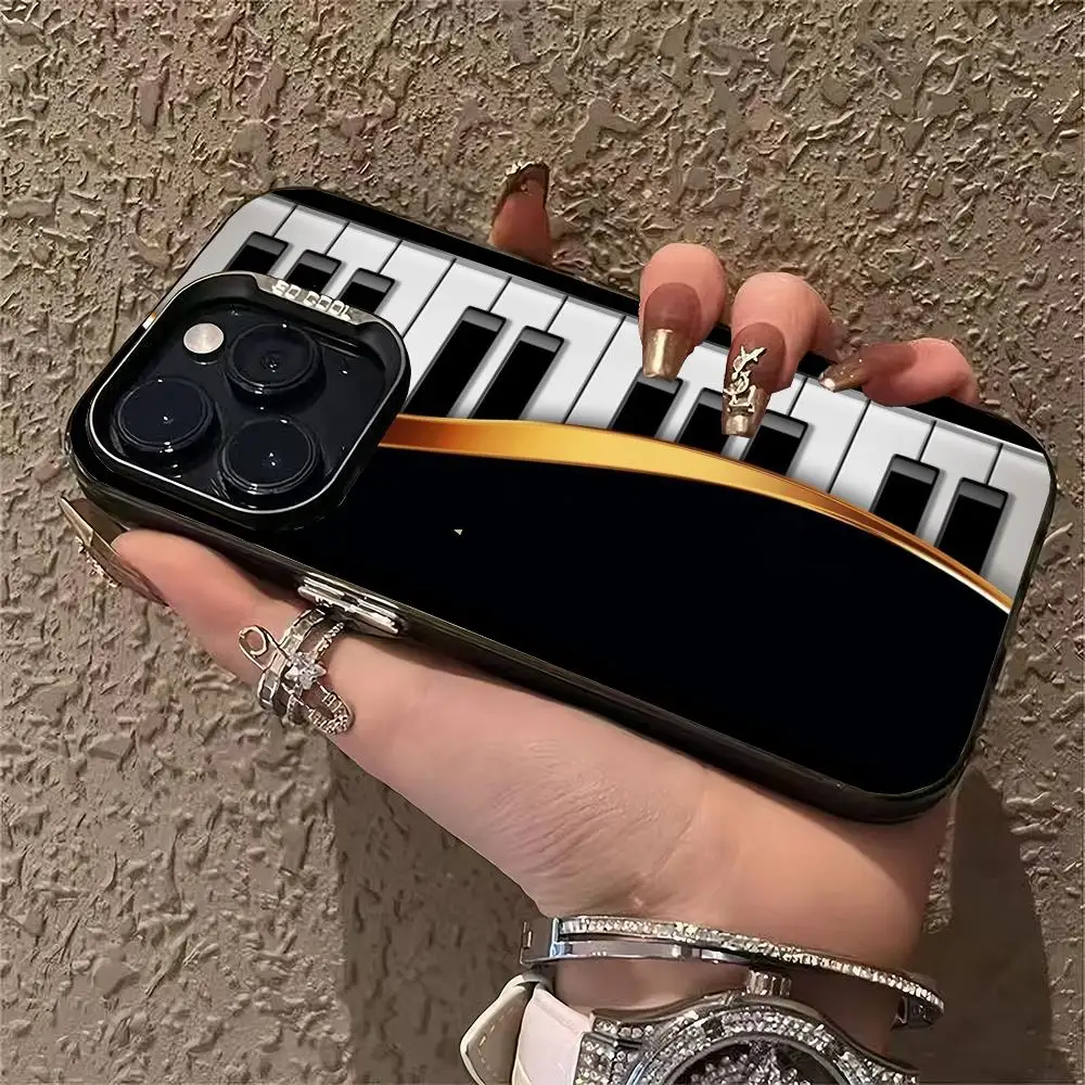 Casing ponsel motif piano ini cocok untuk iPhone 17 16 15 14 13 12 11 Pro/Max/Plus, anti jatuh dan tahan guncangan.