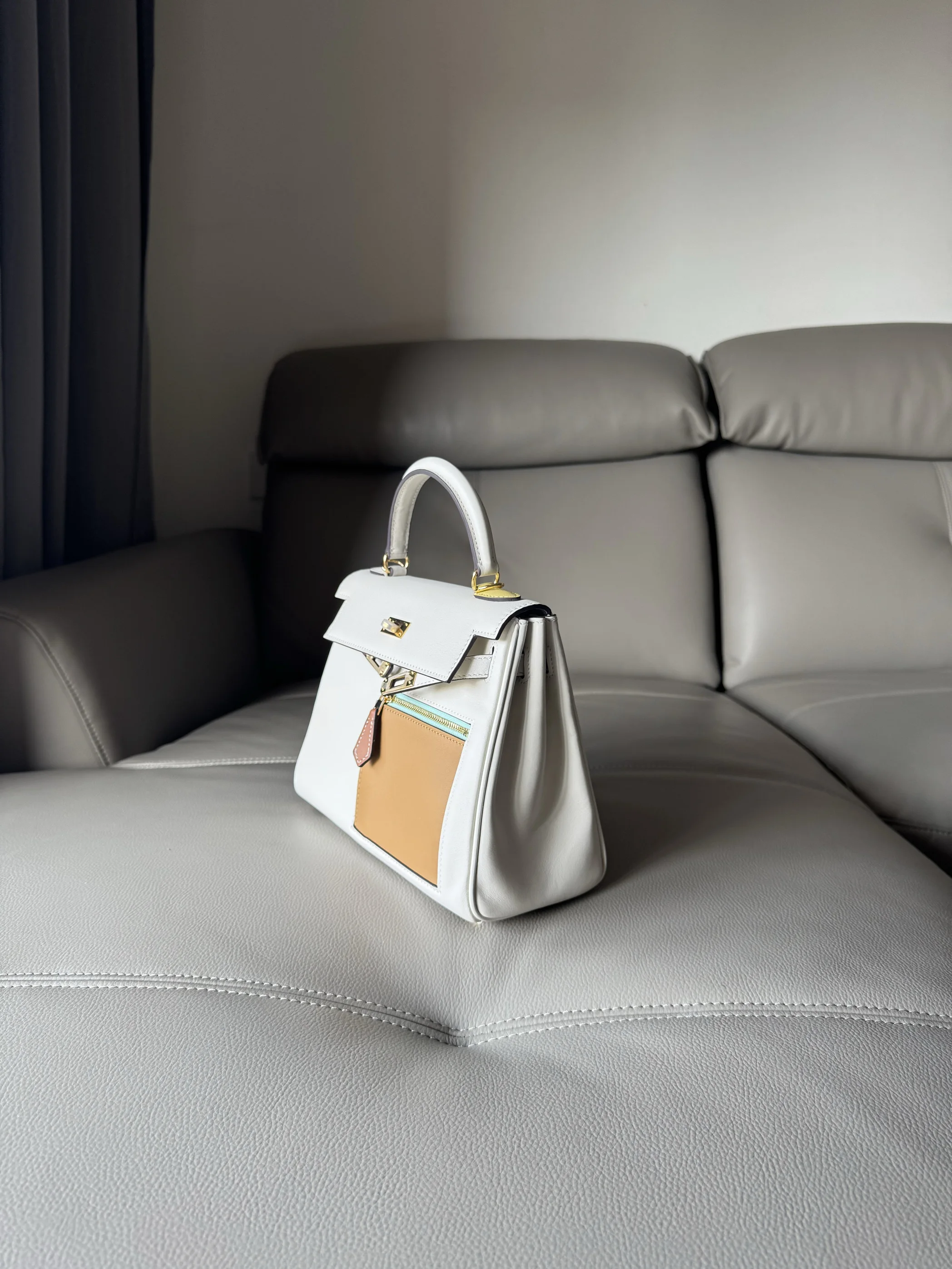 

Cilnhu2025 ket Bag 25cm Color Blo Bag Single oulder Crossbody Handbag Women's Bag Briti Sle Leisure Scene