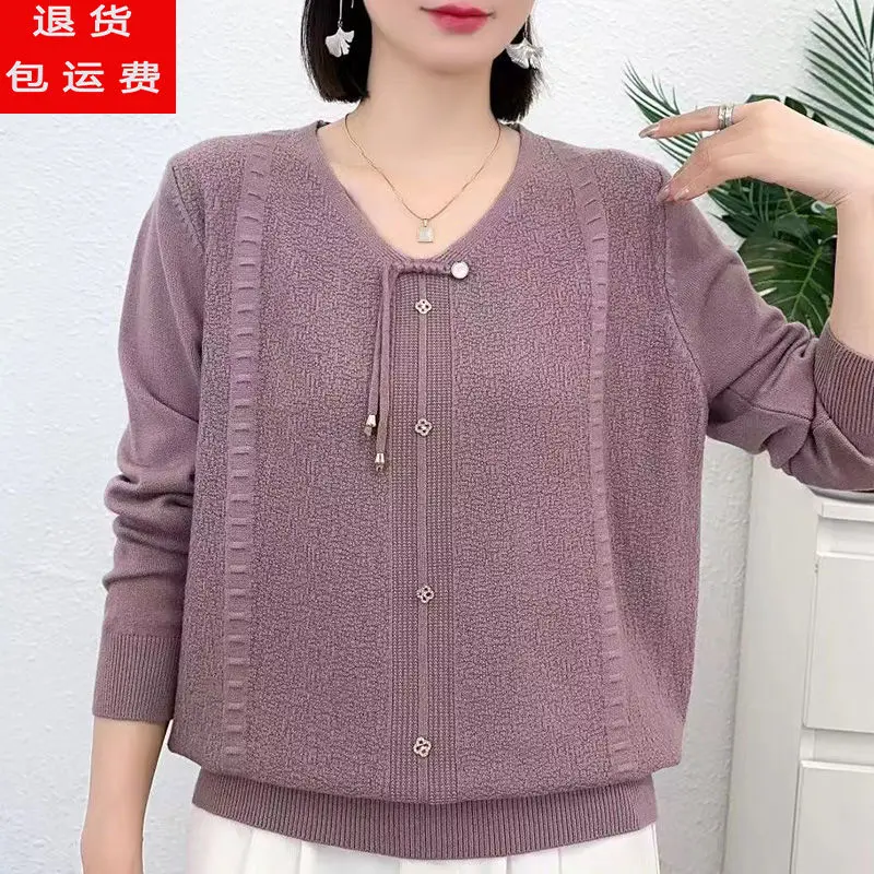 Bottoni con scollo a V impiombati di nuovo stile da donna autunnale Top con base allentata in maglione lavorato a maglia a maniche lunghe tinta unita alla moda