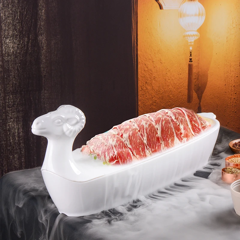 Special dry ice tableware for hot pot restaurant's instant lamb rolls