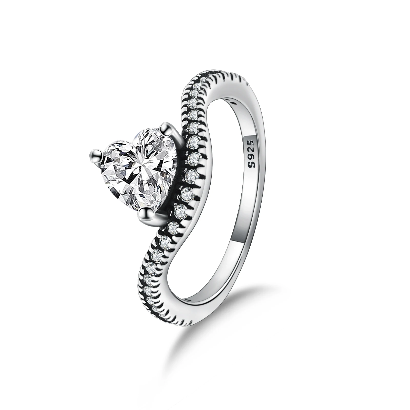 Anel de coquetel elegante banhado a prata em formato de coração, joia fina com múltiplas pedras brilhantes para mulheres e noivas