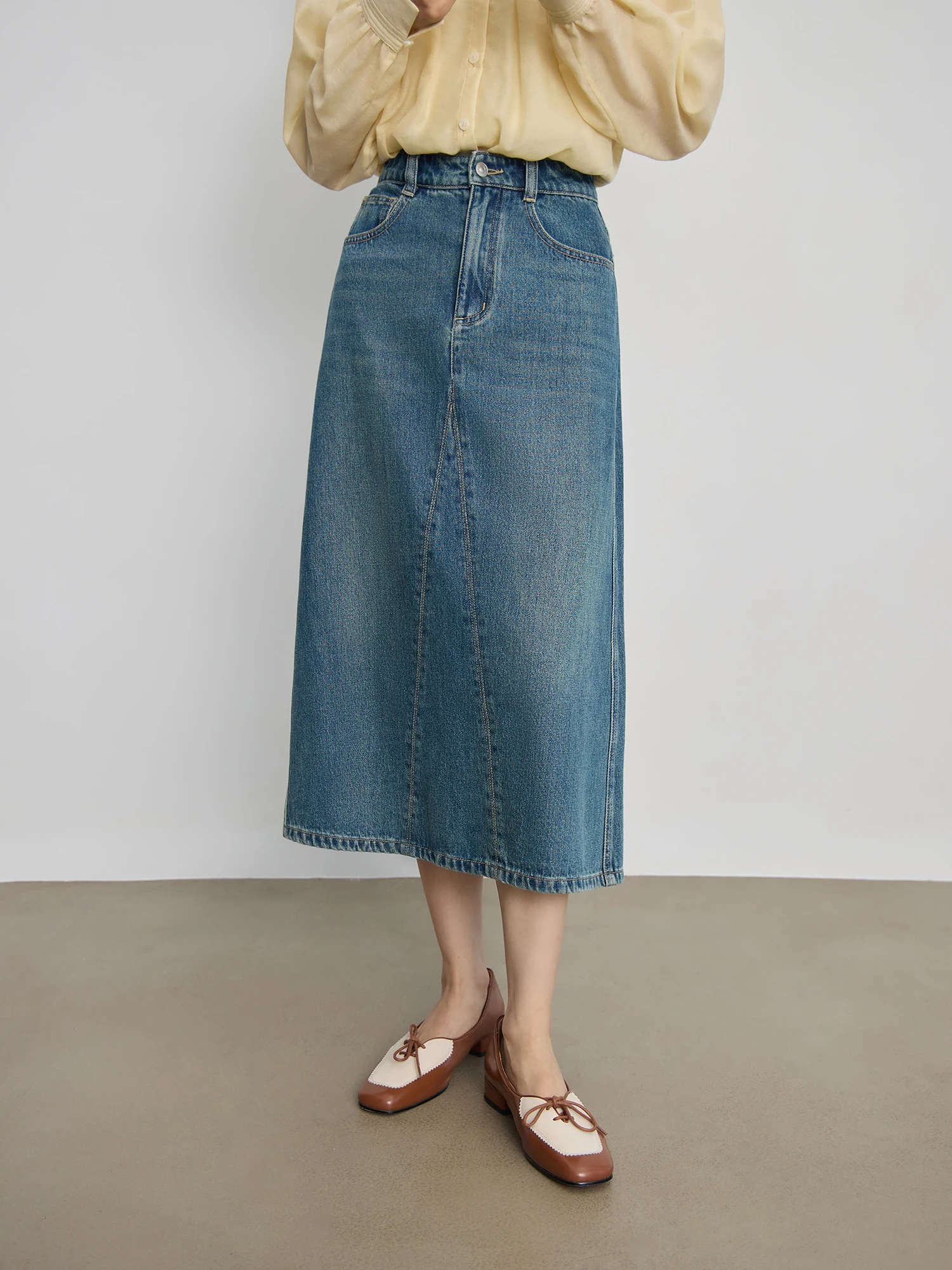 ZIQIAO Retro Solid Denim Skirt For Women 2024 Autumn New High Waist Versatile Casual Mid-length Chic A-line Skirt 24ZQ93022