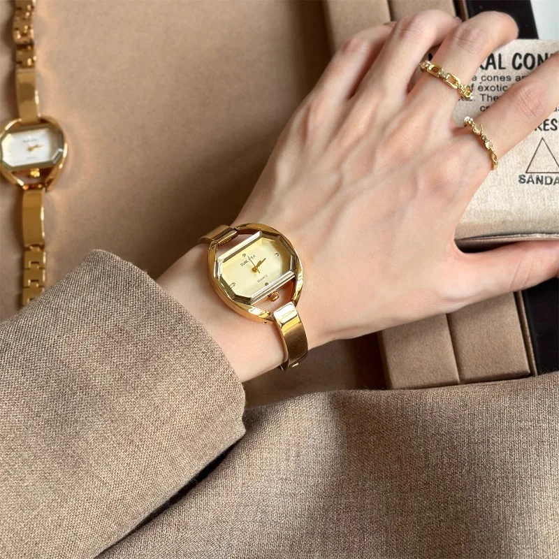 Elegant Women Quartz Watch Classic Clock Delicate Steel Belt Bracelet Fashion Ladies Watch Luxury Relojes Para Mujer