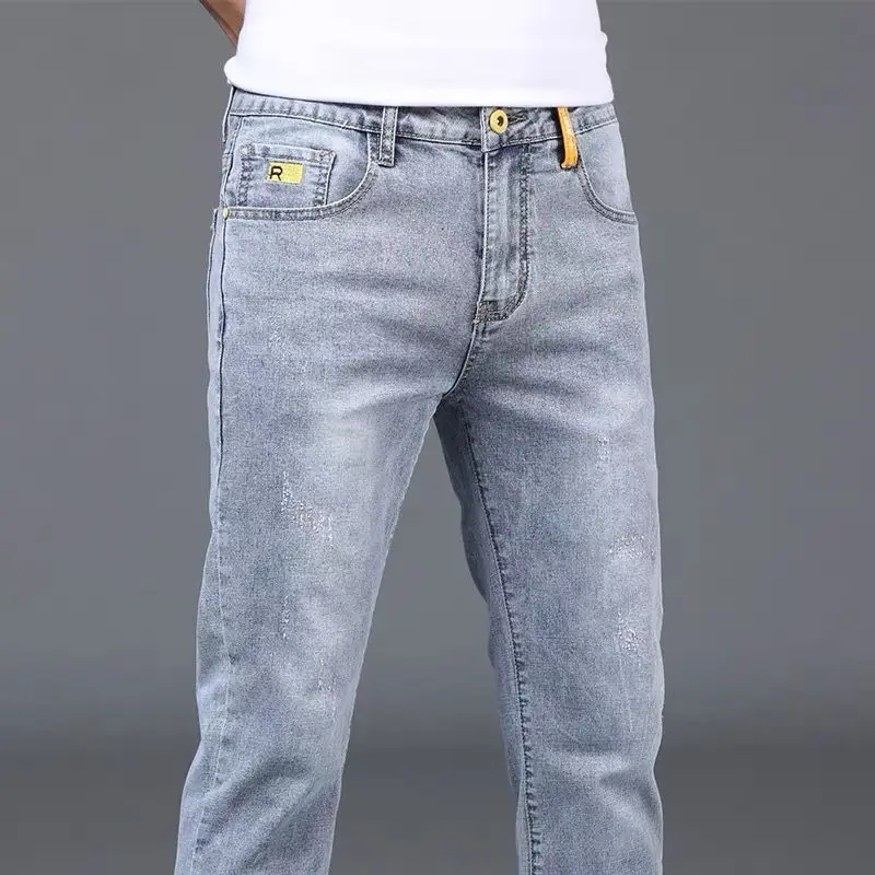 Pantalones vaqueros informales de estilo coreano para hombre, Jeans ajustados de color claro, pantalones de mezclilla cómodos y a la moda, Verano