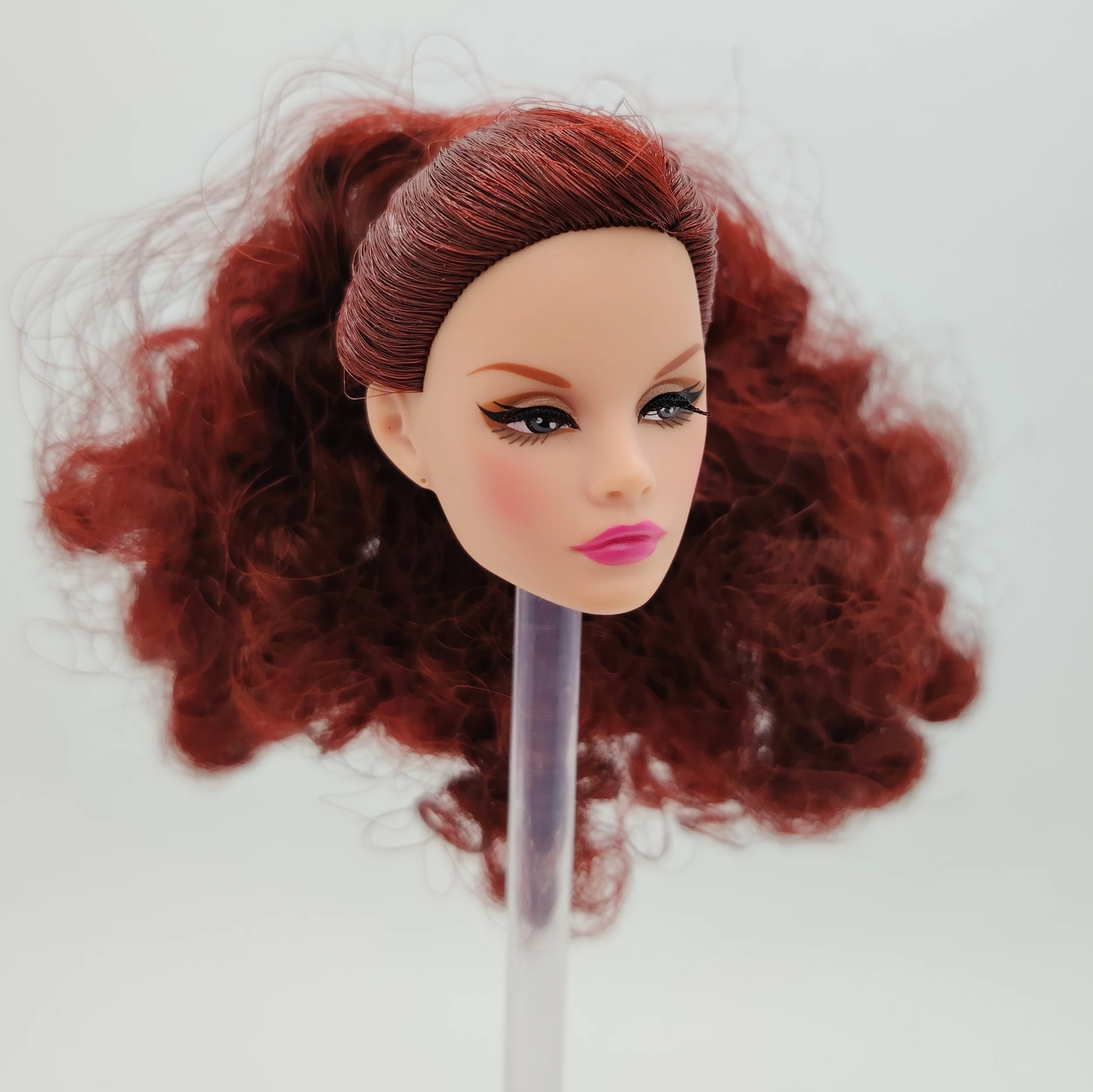 

Poppy Parker Friend Beautiful Ginger Gilroy Obsession Convention Style Doll Head