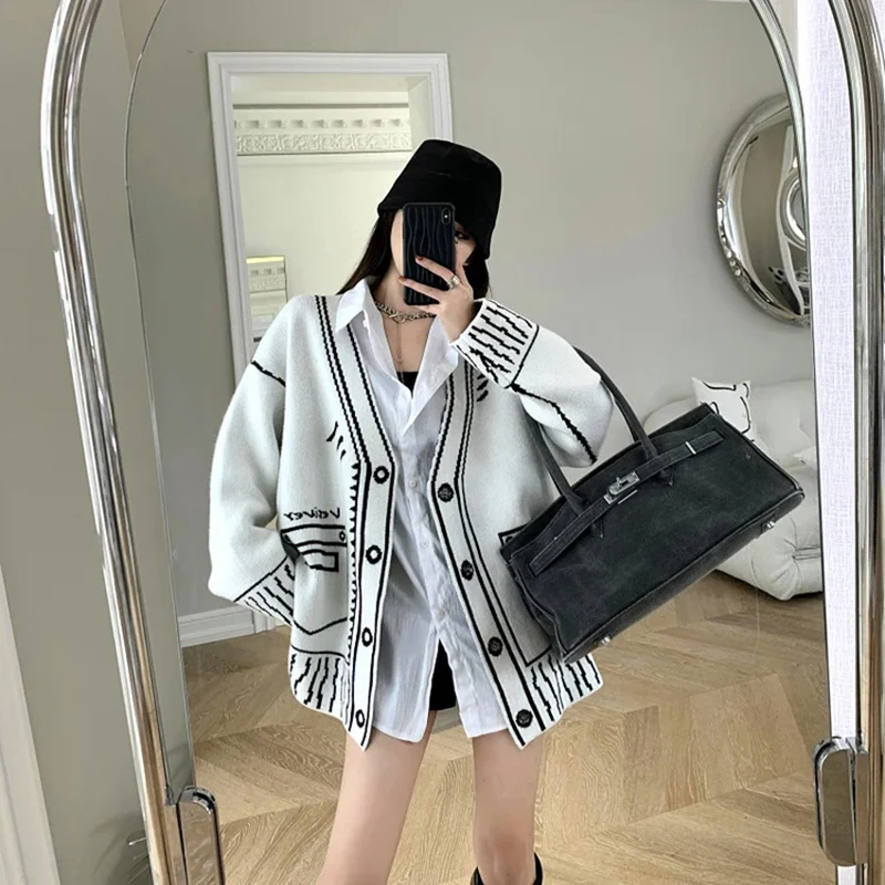 Y2k Print Chic Women Sweater Coat Autumn Korean Knitted Loose Loose Female Casual Cardigan Harajuku Fashion New Ladies Coat Tops