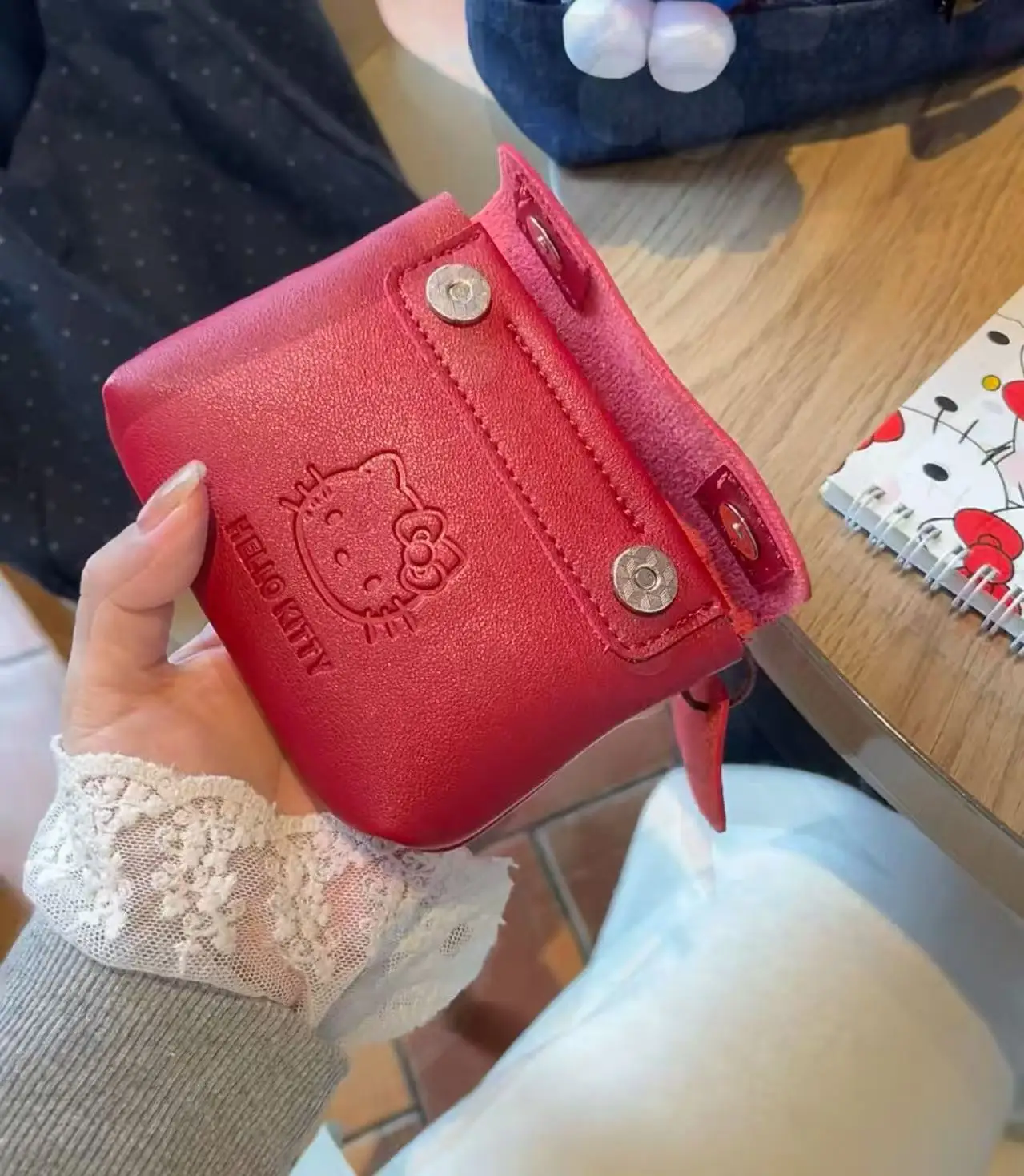 Cute Hello Kitty Red Leather Coin Purse Storage Bag Girly Heart Kt Portable Headphone ID Bag Portable Card Case Holder Organizer view 2