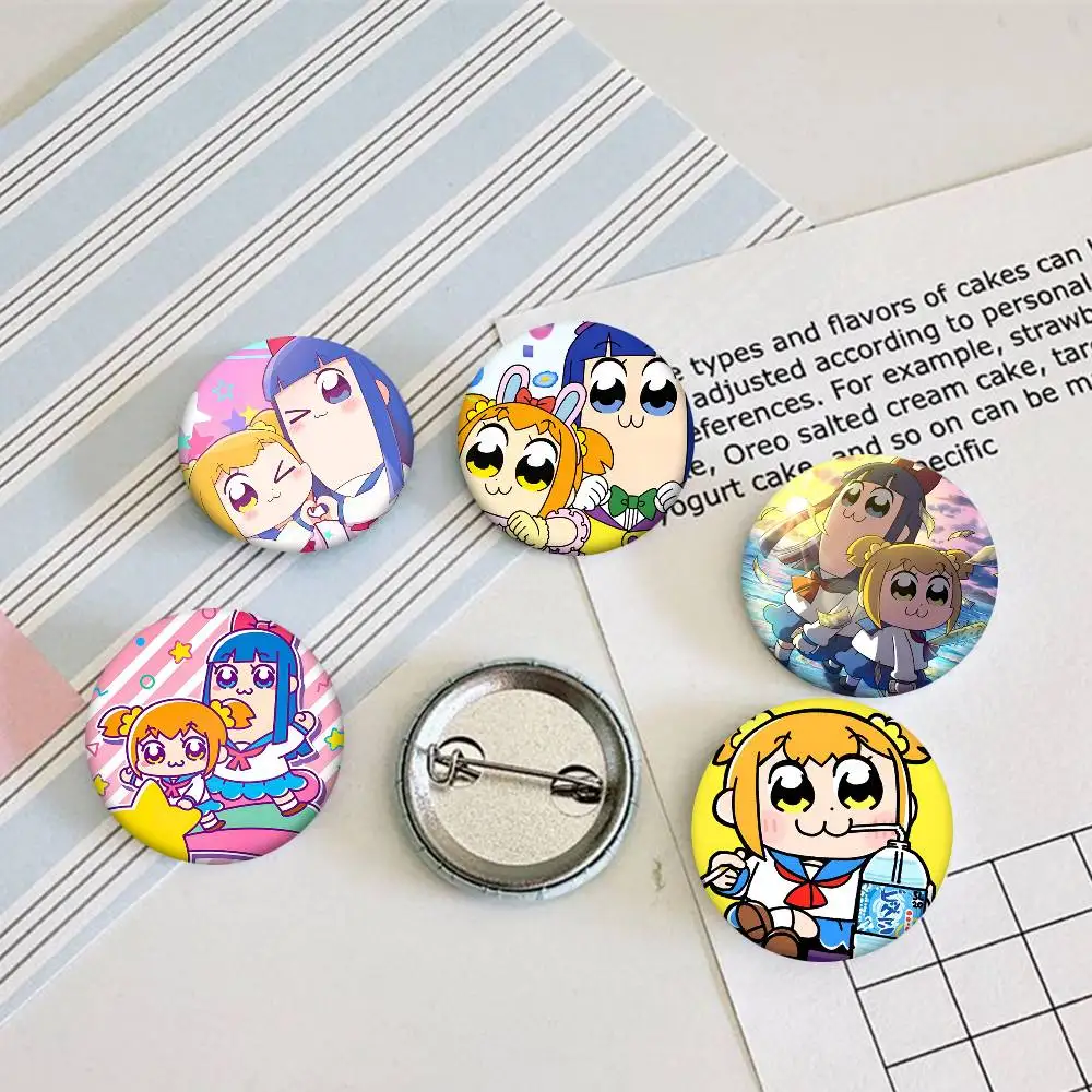 Les badges ronds Anime Pop Team Epic peuvent être utilisés pour décorer les vêtements et les épingles de sac à dos.