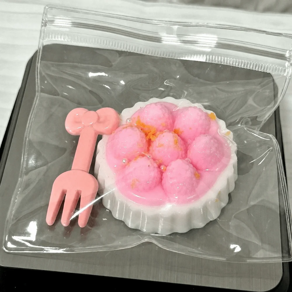 Simulated Fruits Strawberry Squeeze Toys Pink Soft Decompression Toy Ice Cream Slow Rebound Stress Relief Toys