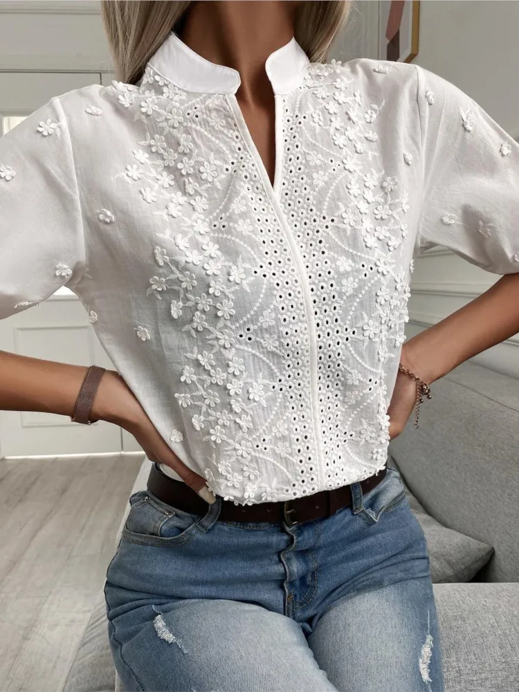 Blusa feminina de renda com decote em v, tops elegantes, manga curta, camisas ocas, branca, casual, moda verão, novo, 2024