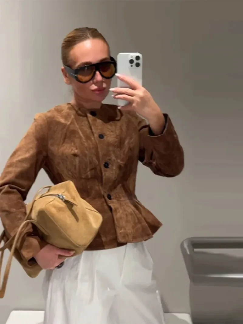 

Осенне-зимняя коричневая замшевая куртка для женщин с длинным рукавом и тонкой талией, пальто с круглым вырезом, новинка 2025 года, женская винтажная модная верхняя одежда