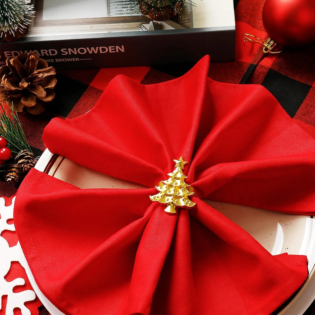 6 PCS Napkin Rings Set for Christmas Winter Wedding, Gold Christmas Tree Metal Home Table Decorations, for Kitchen Banquet
