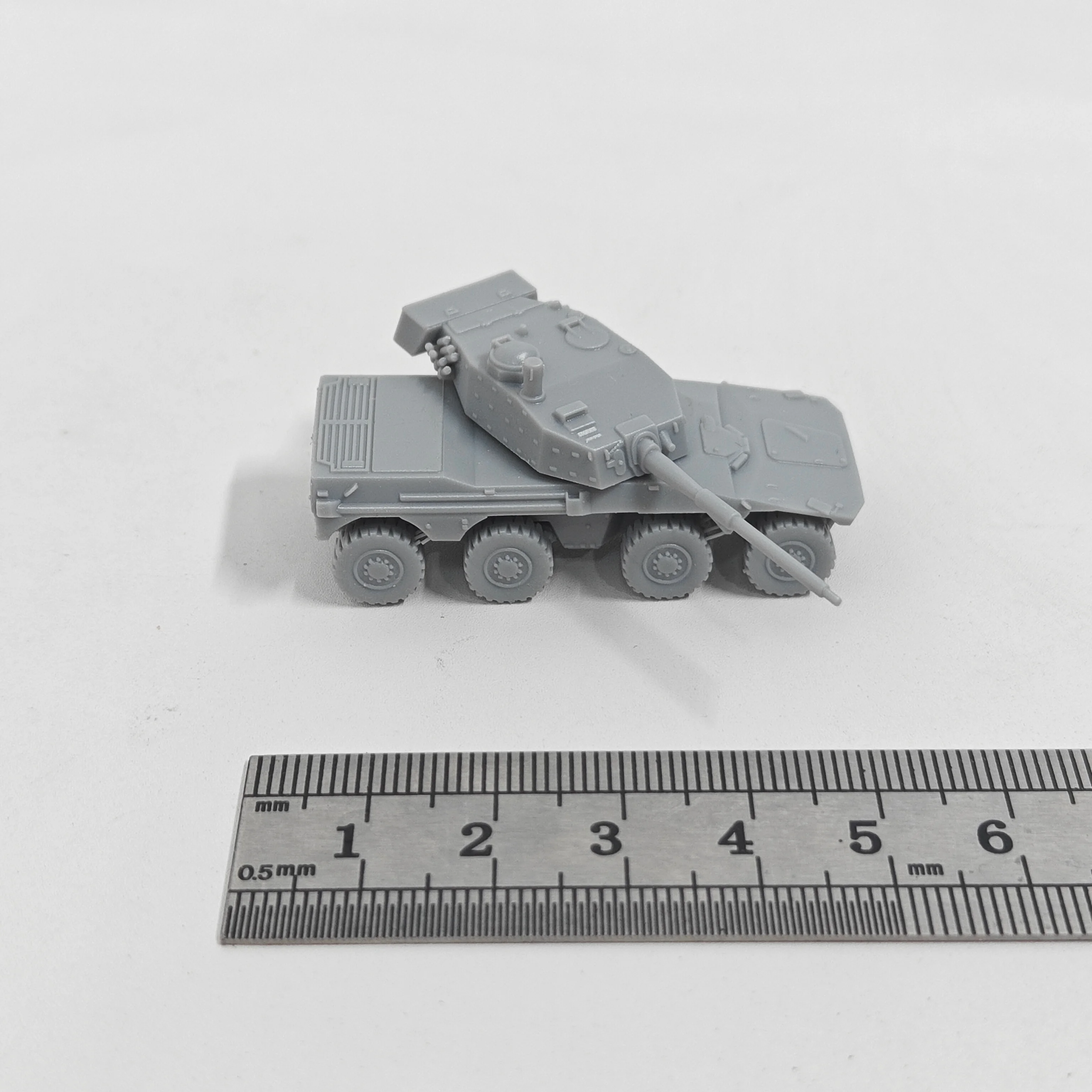 

НАБОР МОДЕЛИ Южноафриканской танки на колесах в масштабе 1/144
