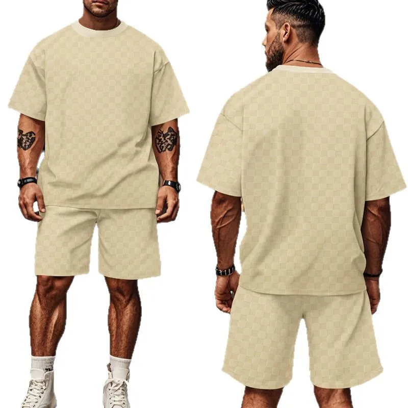 

Трансграничная Европа, Америка и 2025 Новый летний мужской спортивный костюм Жаккардовый шахматный однотонный костюм с шортами с короткими рукавами