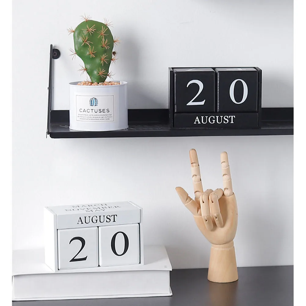 

Creative Desktop Wooden Manual Calendar Natural Wood Material Fine Surface Treatment Desk Decoration Home Office Ornament Black